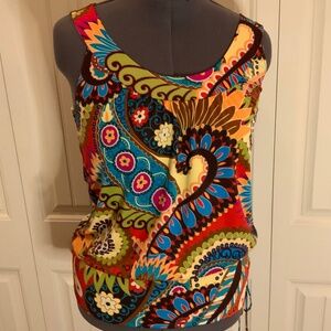 Eyeshadow Woman Sleeveless Top
